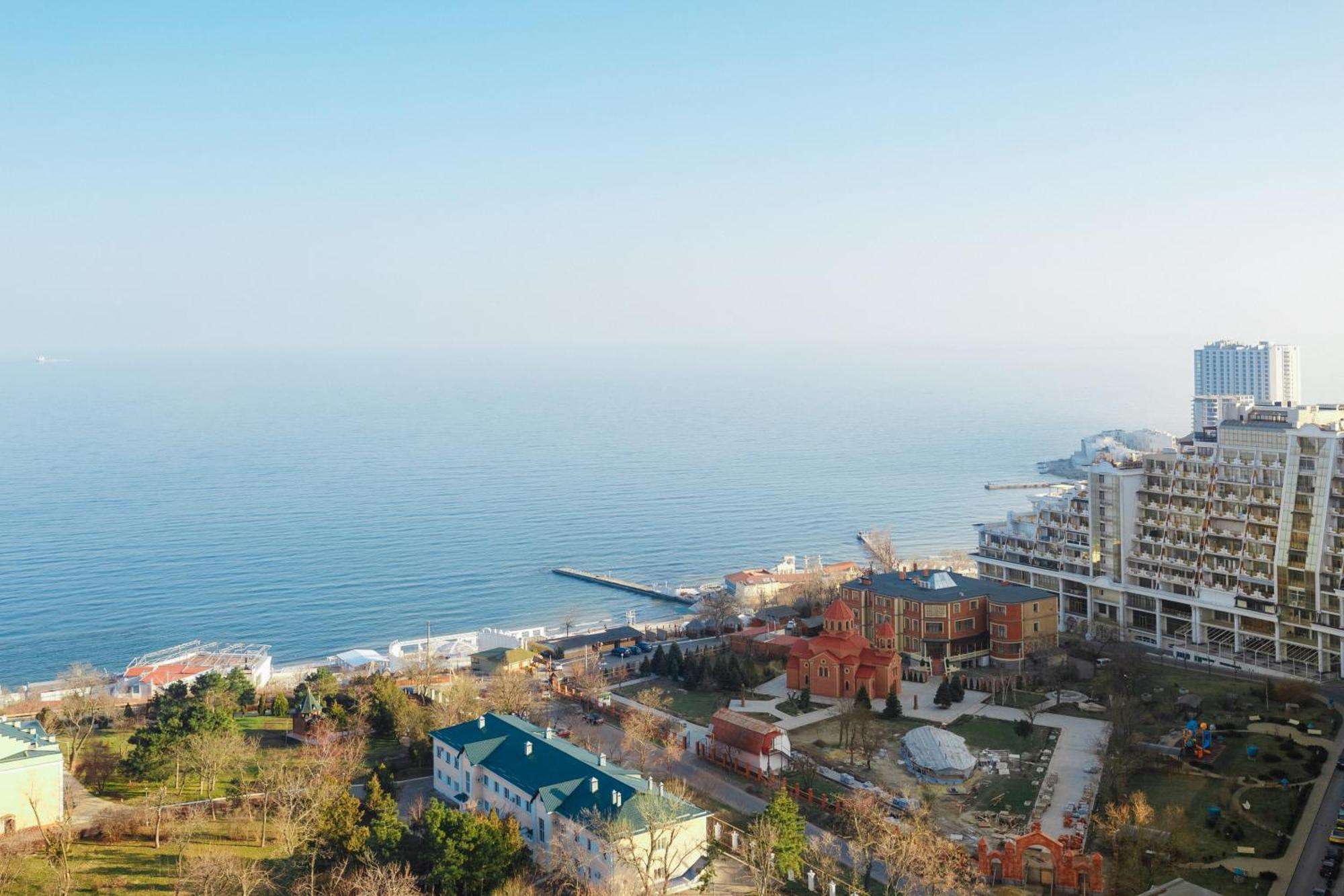 Odesa Pearl Apartments Exterior photo