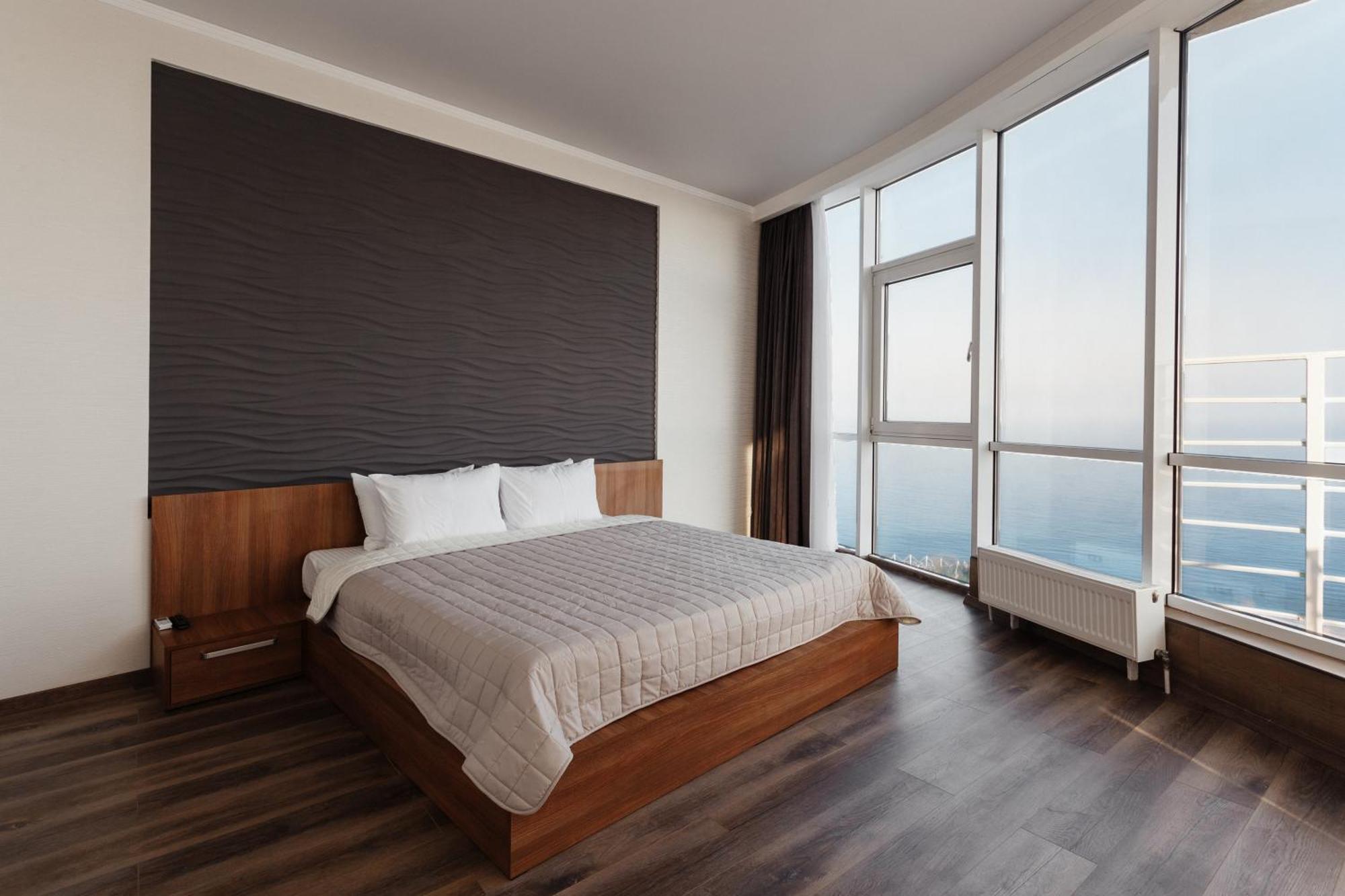 Odesa Pearl Apartments Exterior photo