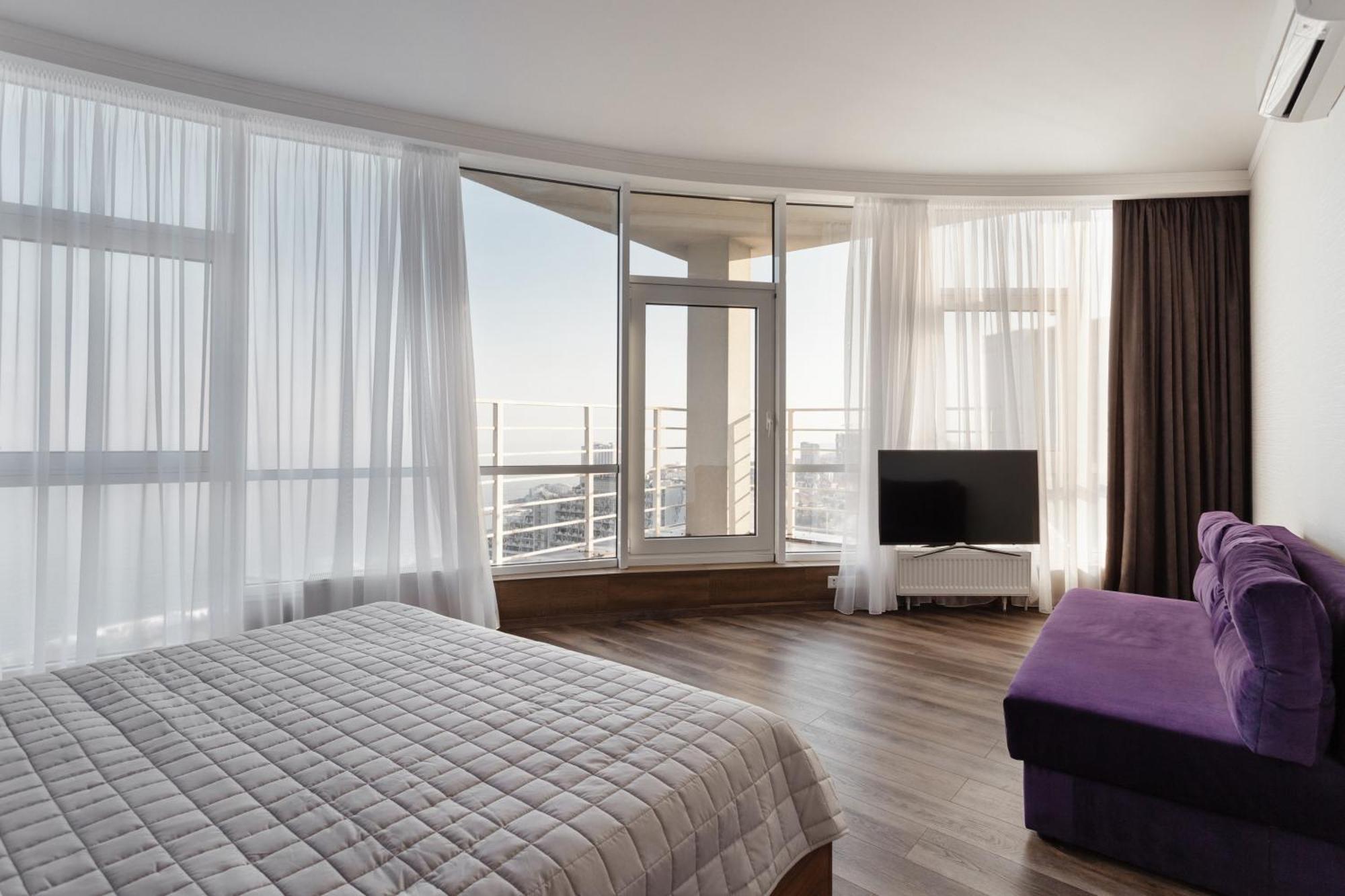 Odesa Pearl Apartments Exterior photo